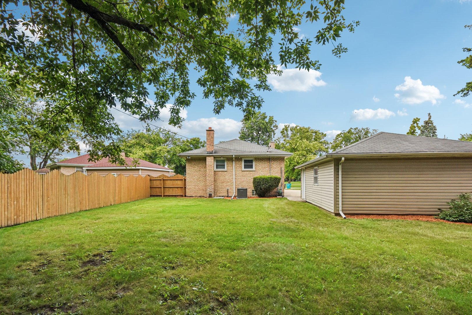 4812 Saint Paul Court, Hillside, IL 60162