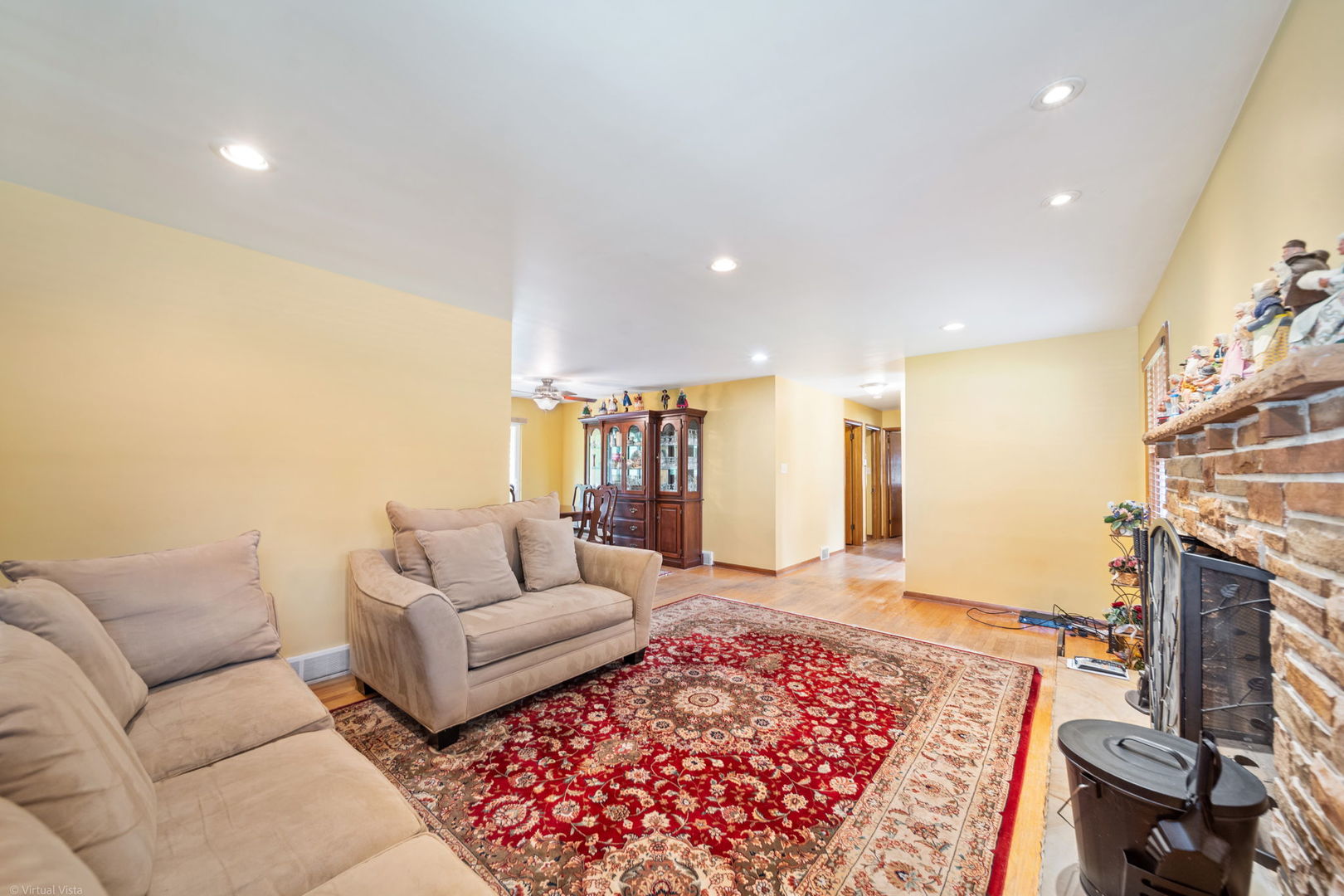4831 Florence Avenue, Downers Grove, IL 60515