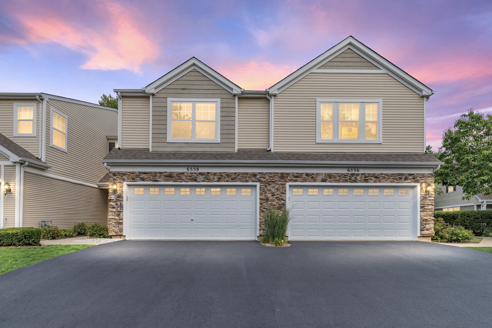 6558 Marble Lane, Carpentersville, IL 60110