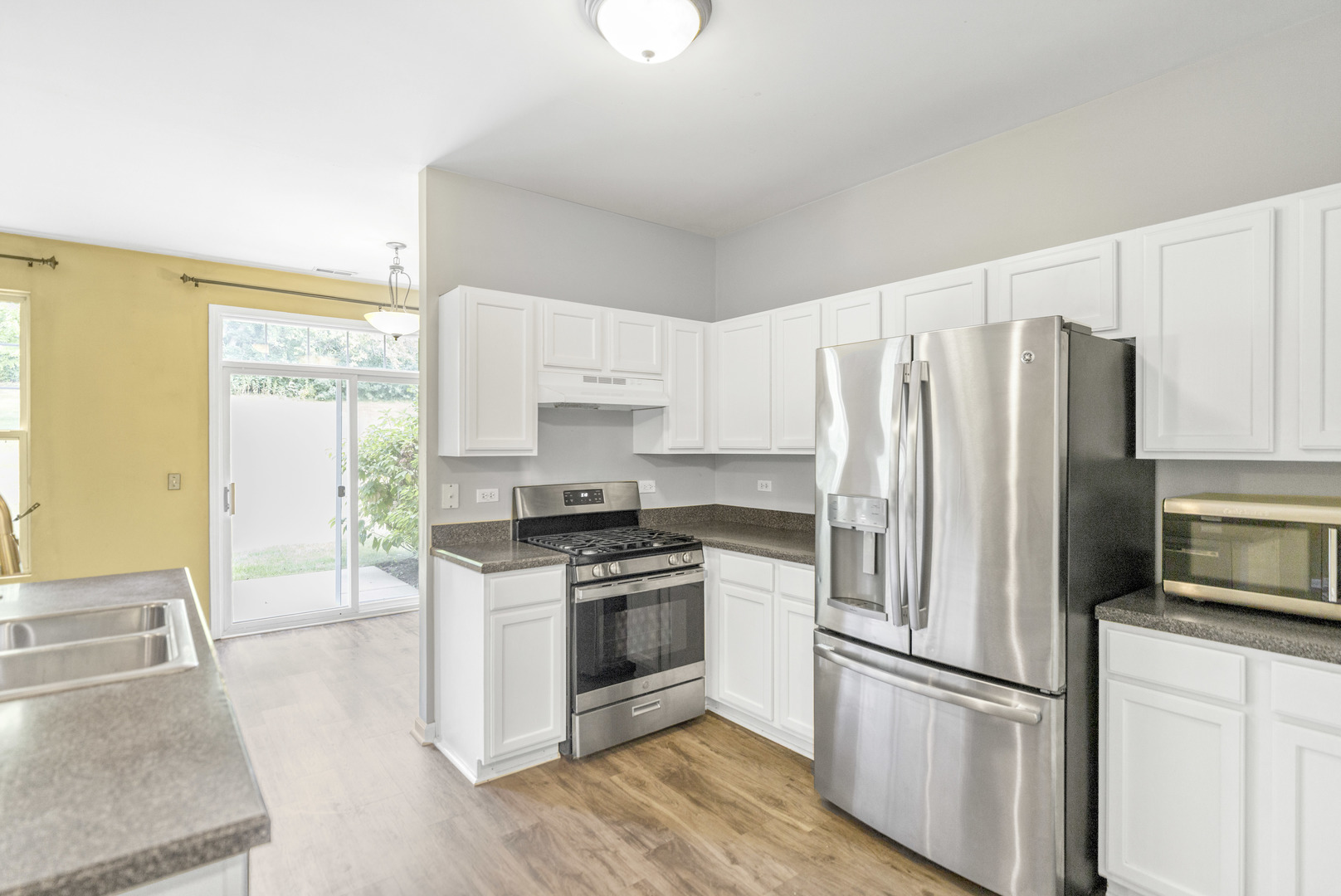 6558 Marble Lane, Carpentersville, IL 60110