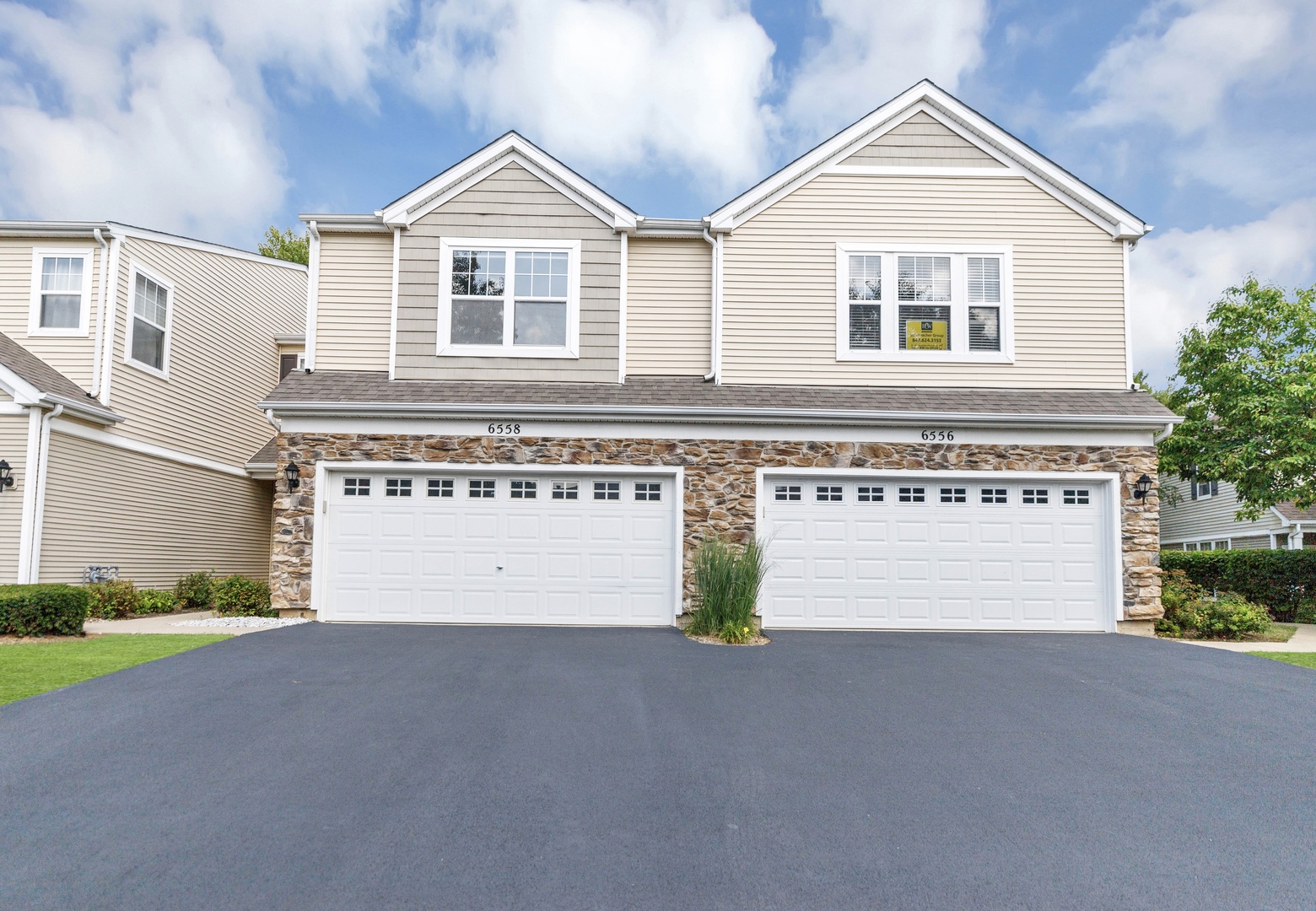 6558 Marble Lane, Carpentersville, IL 60110