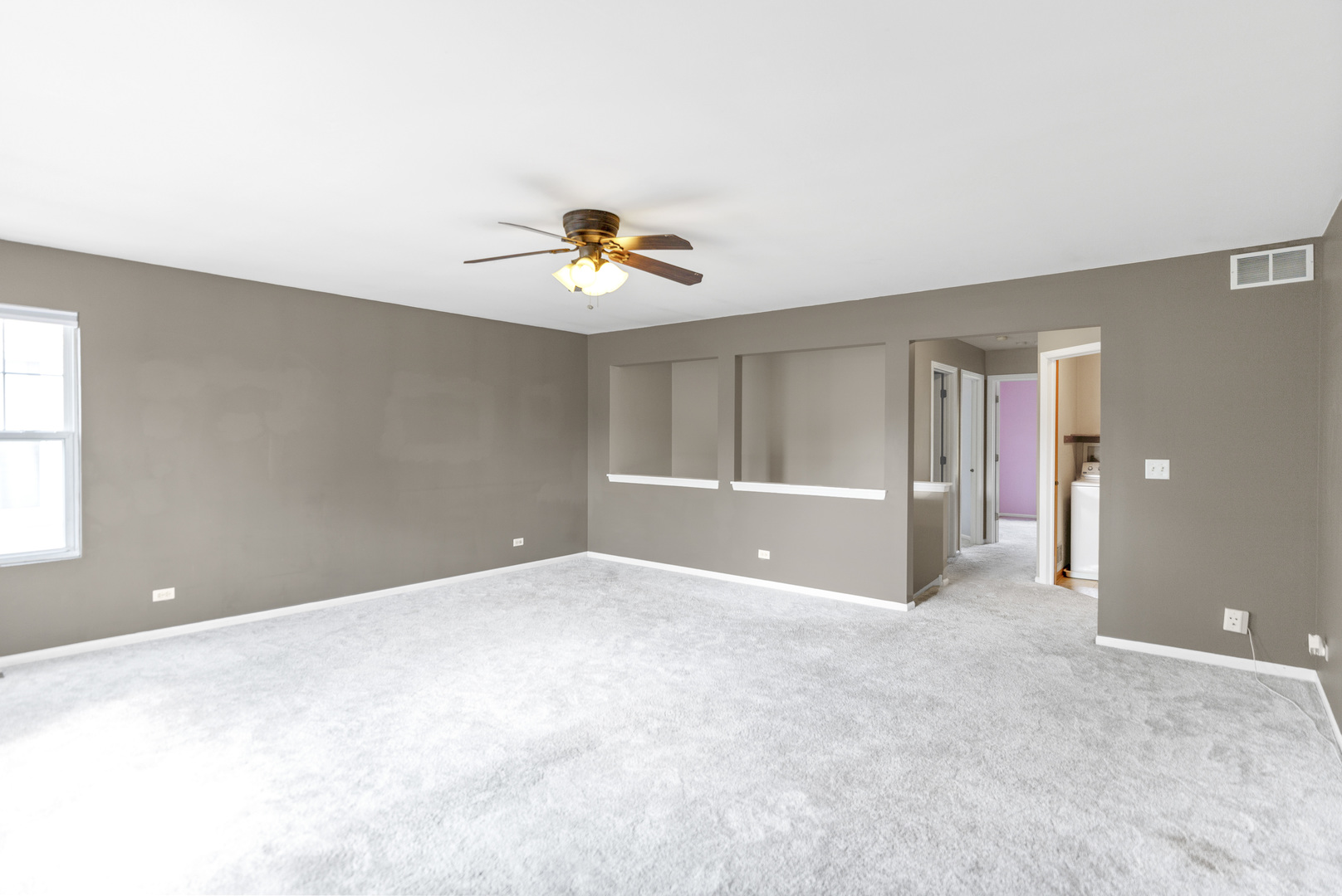 6558 Marble Lane, Carpentersville, IL 60110
