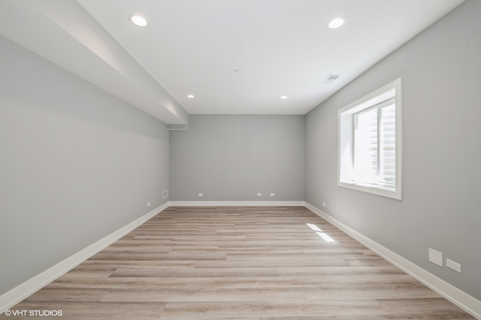 1064 LIVINGSTON (LOT 3) Avenue, Highland Park, IL 60035