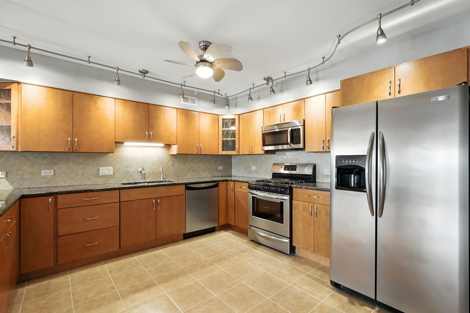 3535 N HARLEM Avenue #301, Chicago, IL 60634