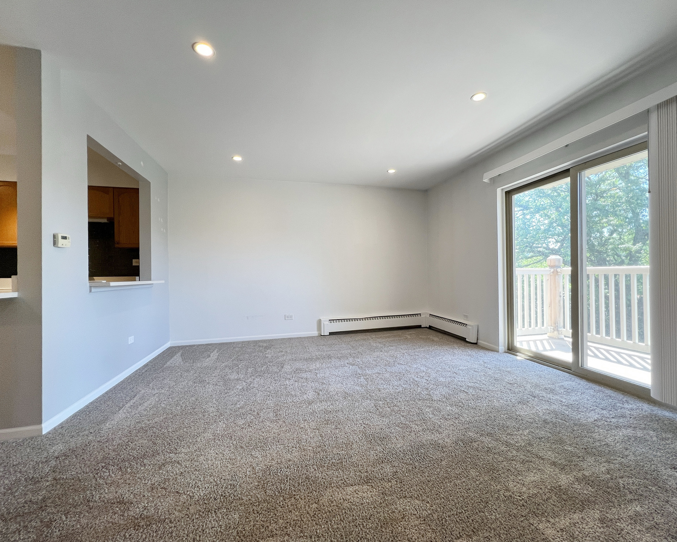 2415 N KENNICOTT Drive #2D, Arlington Heights, IL 60004
