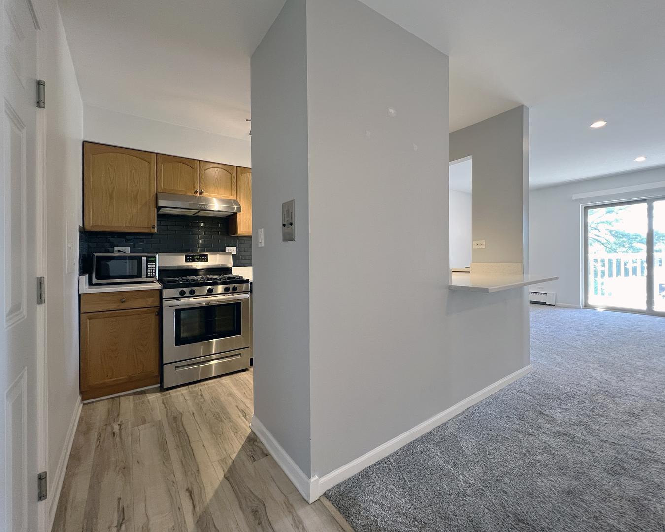 2415 N KENNICOTT Drive #2D, Arlington Heights, IL 60004