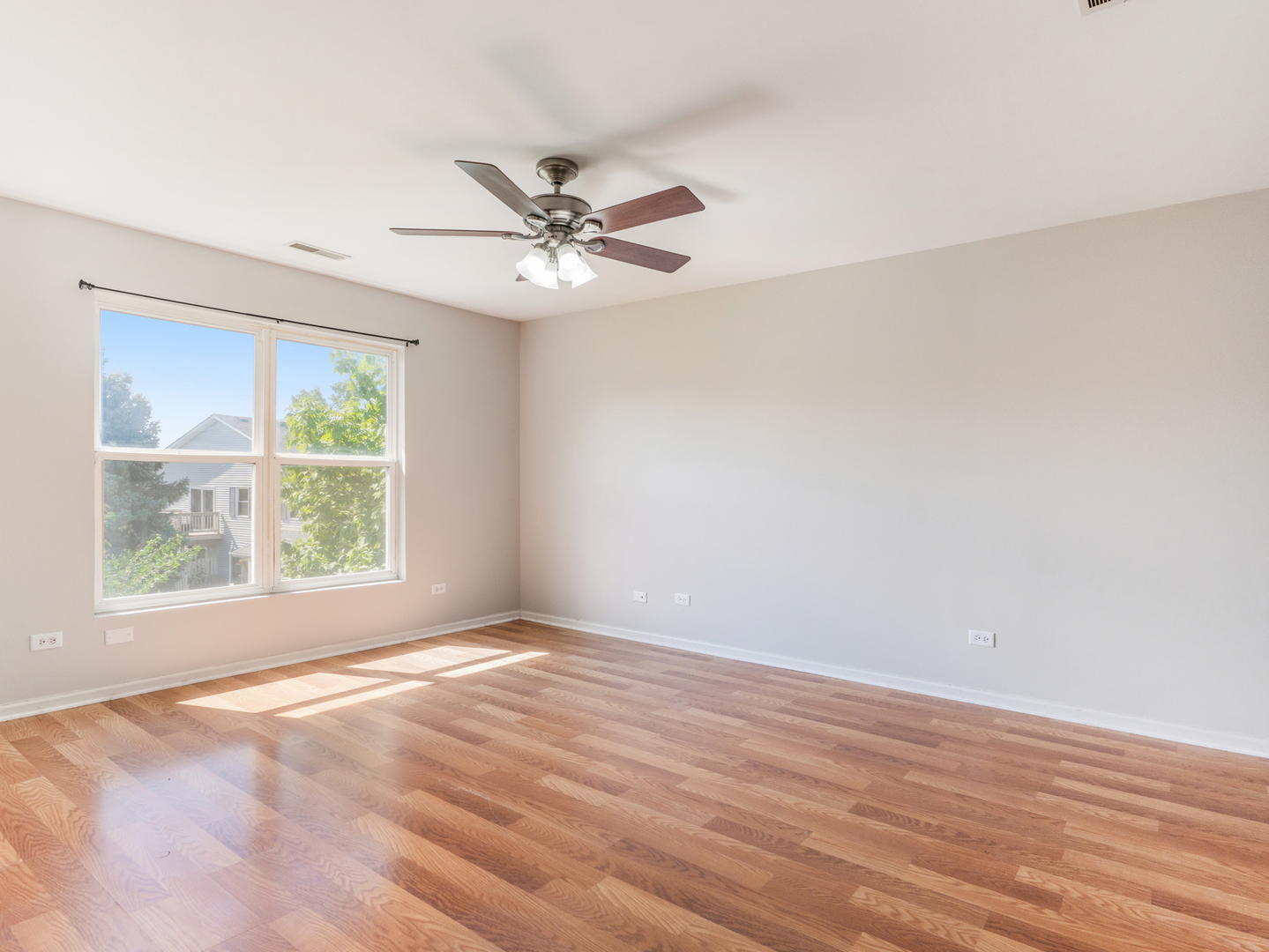 2433 Caton Crest Court, Crest Hill, IL 60403
