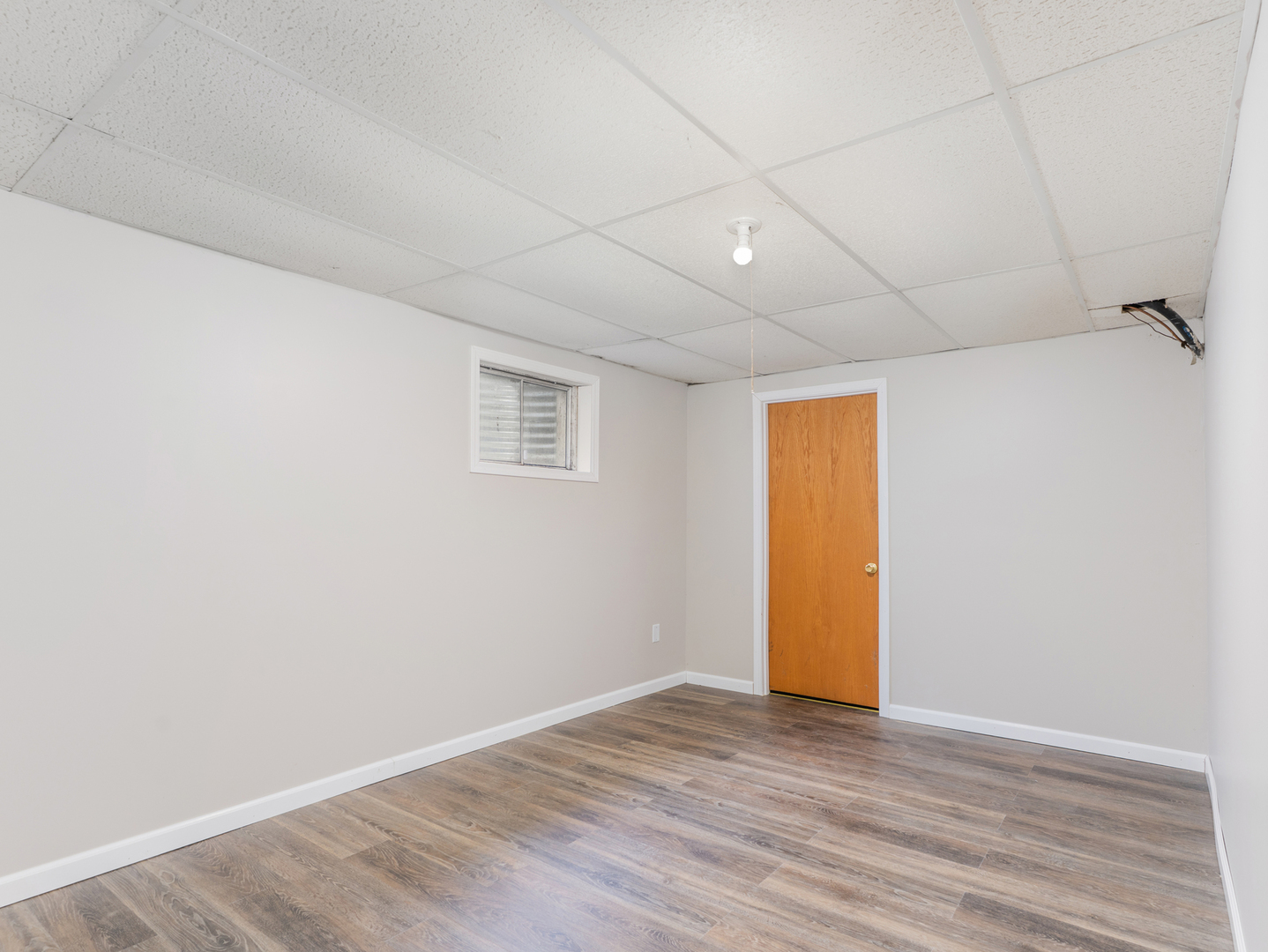 2433 Caton Crest Court, Crest Hill, IL 60403