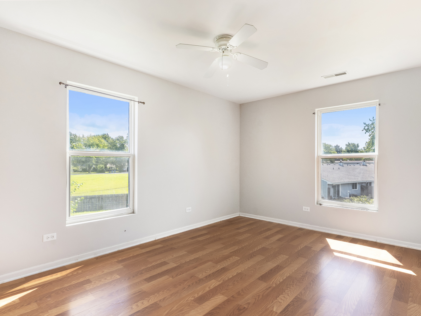 2433 Caton Crest Court, Crest Hill, IL 60403