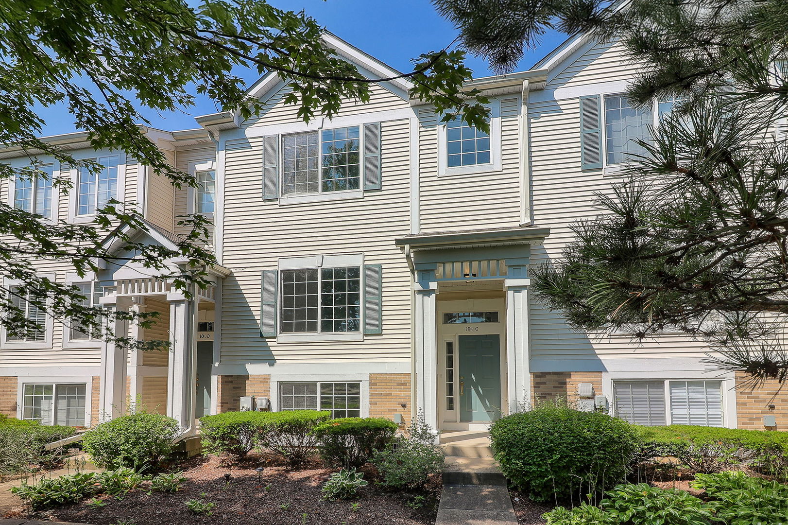 101 Enclave Circle #C, Bolingbrook, IL 60440
