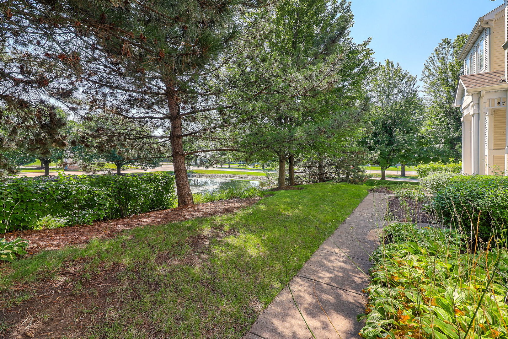 101 Enclave Circle #C, Bolingbrook, IL 60440