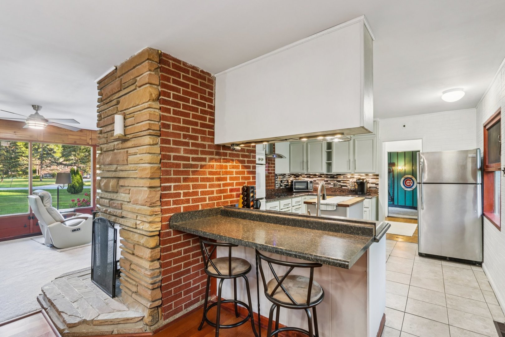 3N050 Timberline Drive, West Chicago, IL 60185