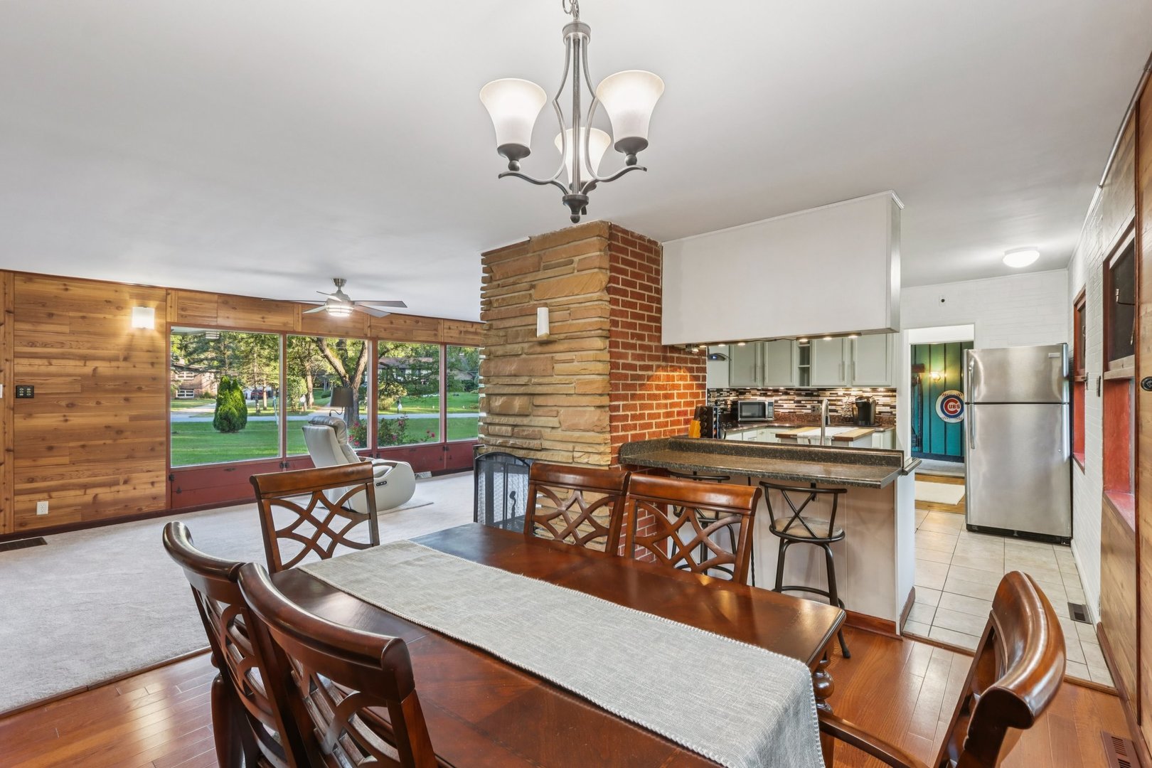 3N050 Timberline Drive, West Chicago, IL 60185