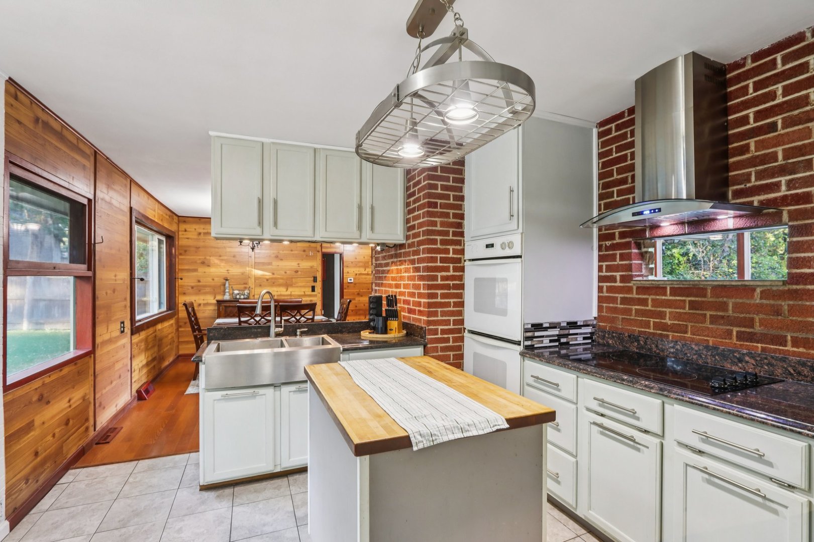 3N050 Timberline Drive, West Chicago, IL 60185