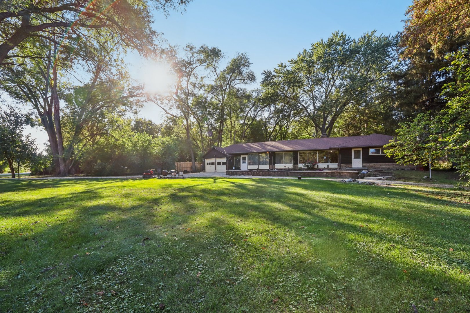 3N050 Timberline Drive, West Chicago, IL 60185