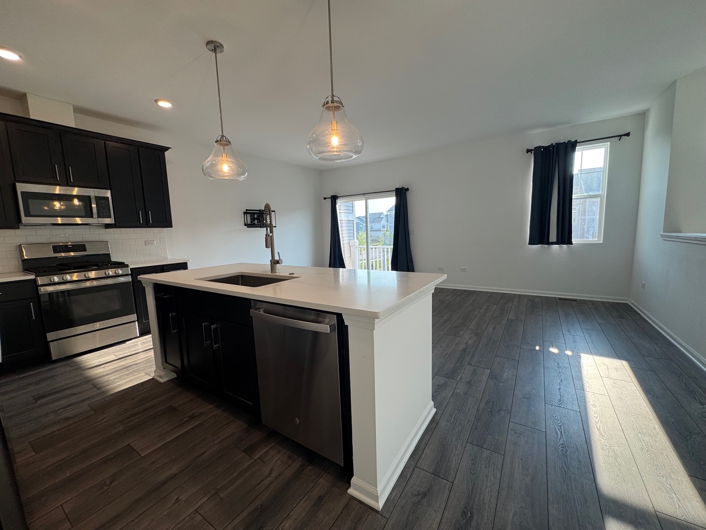 4347 Chelsea Manor Circle #4347, Aurora, IL 60504