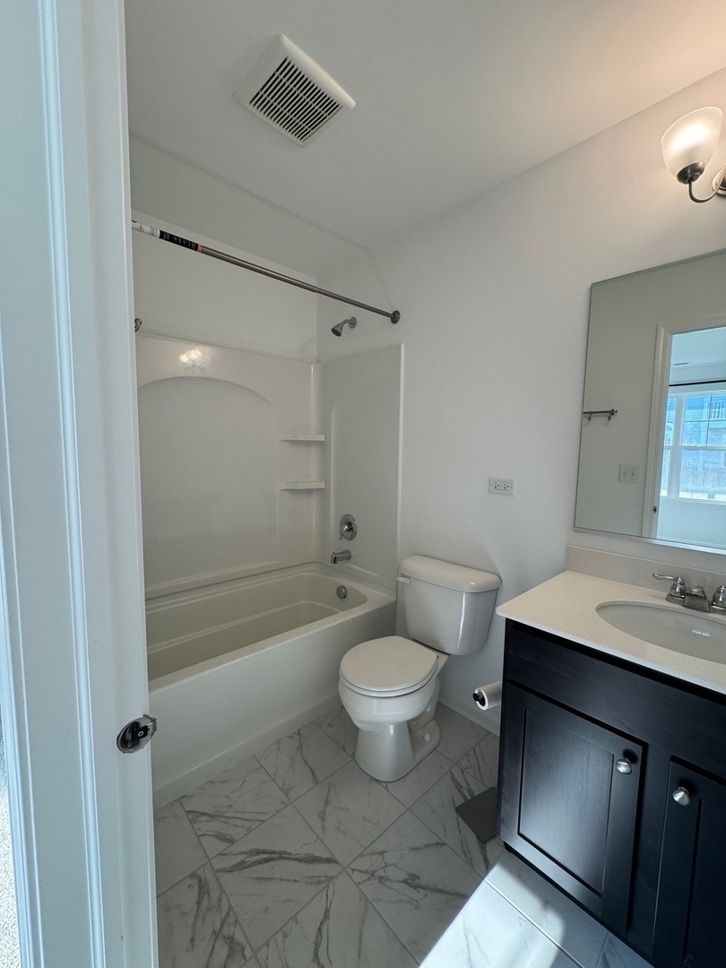 4347 Chelsea Manor Circle #4347, Aurora, IL 60504