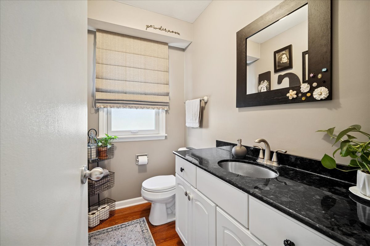 1014 S Grace Street, Mount Prospect, IL 60056