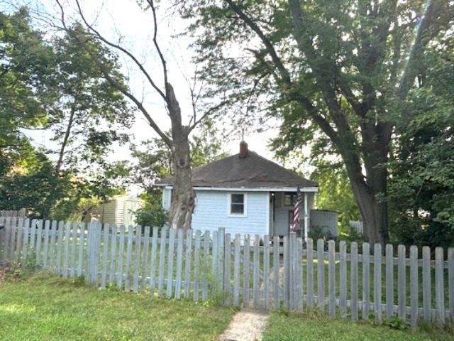 9533 273rd Avenue, Salem Lakes, WI 53179