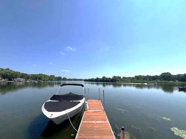 9533 273rd Avenue, Salem Lakes, WI 53179