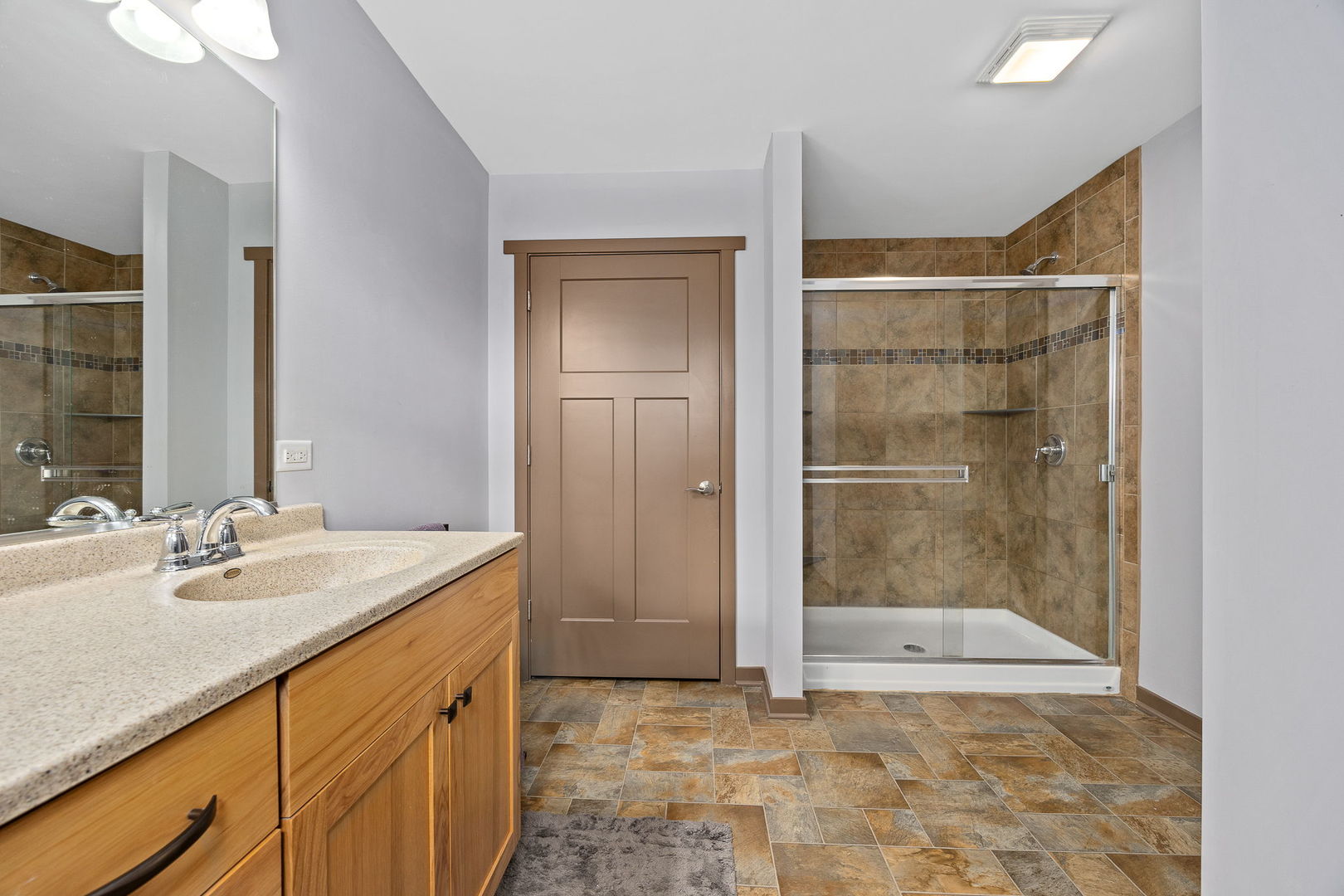 4509 Winchester Avenue, Lisle, IL 60532