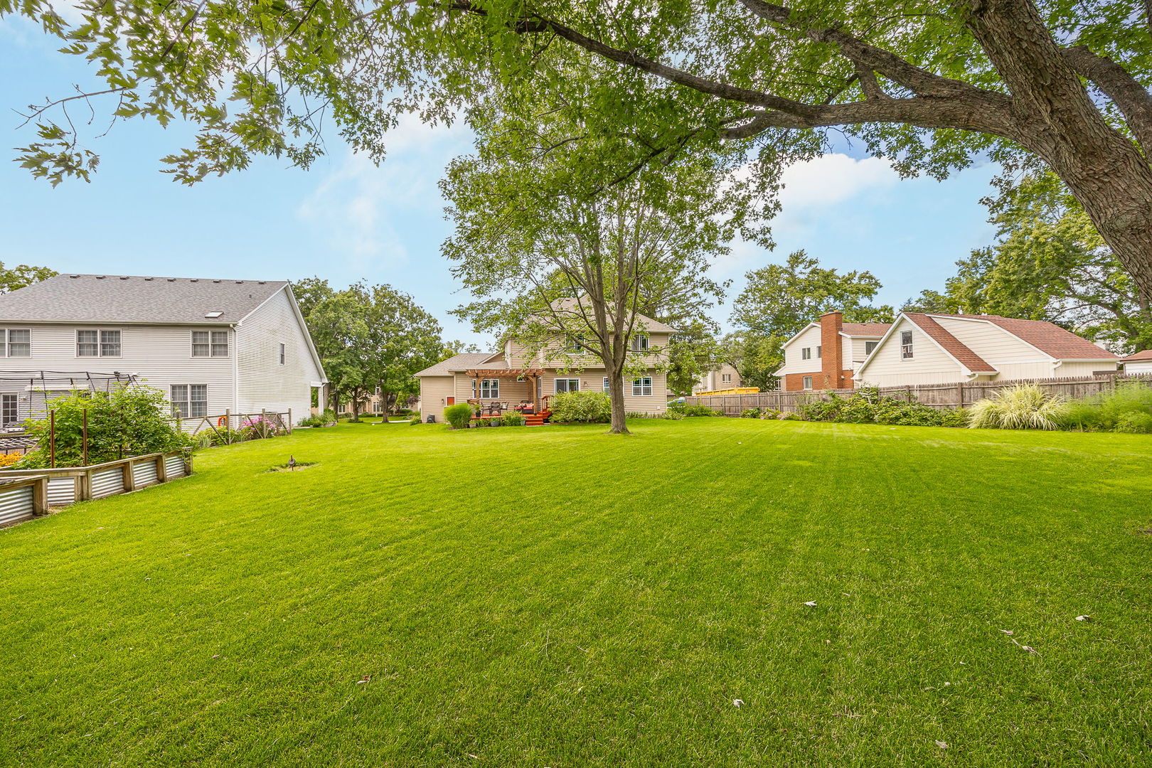 4509 Winchester Avenue, Lisle, IL 60532
