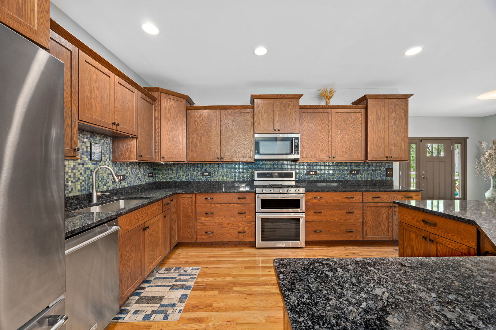 4509 Winchester Avenue, Lisle, IL 60532