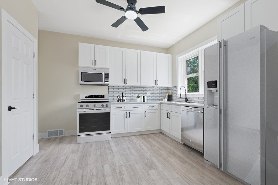 10663 S Champlain Avenue, Chicago, IL 60628