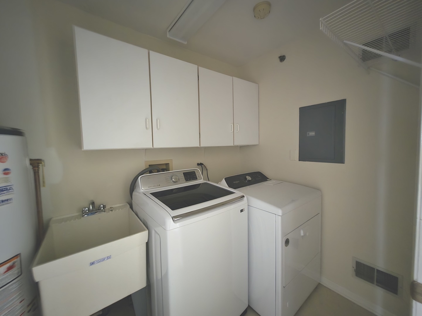 5S455 Scots Drive #8G, Naperville, IL 60563