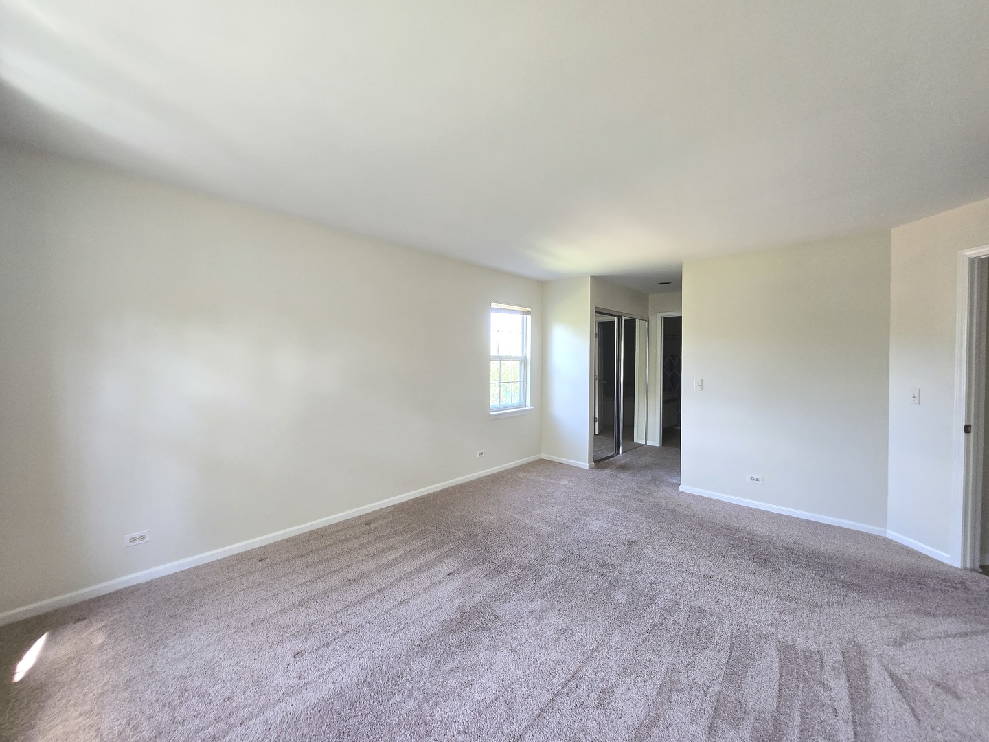 5S455 Scots Drive #8G, Naperville, IL 60563