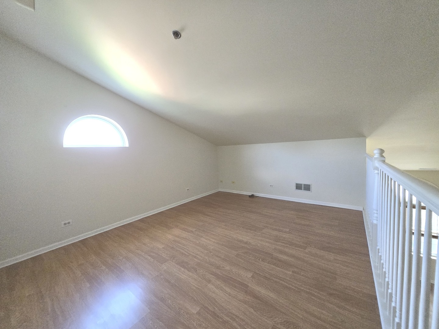 5S455 Scots Drive #8G, Naperville, IL 60563