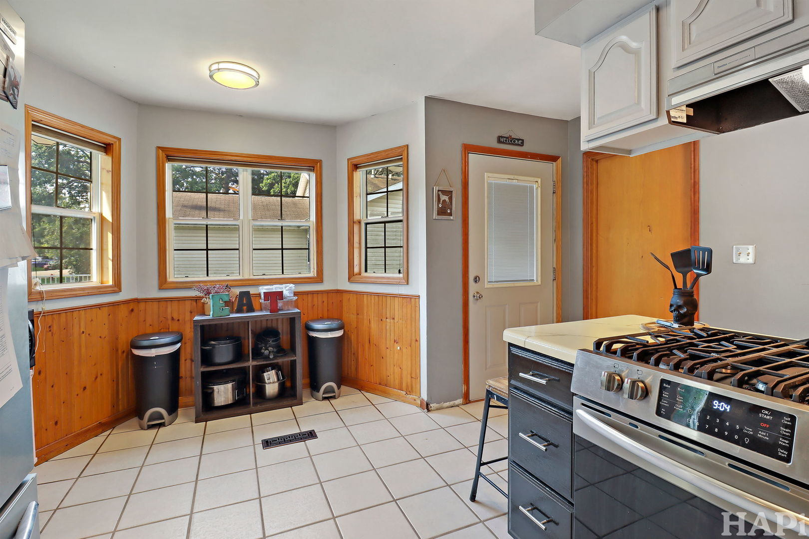 104 Oak Knoll Drive, Lake Villa, IL 60046