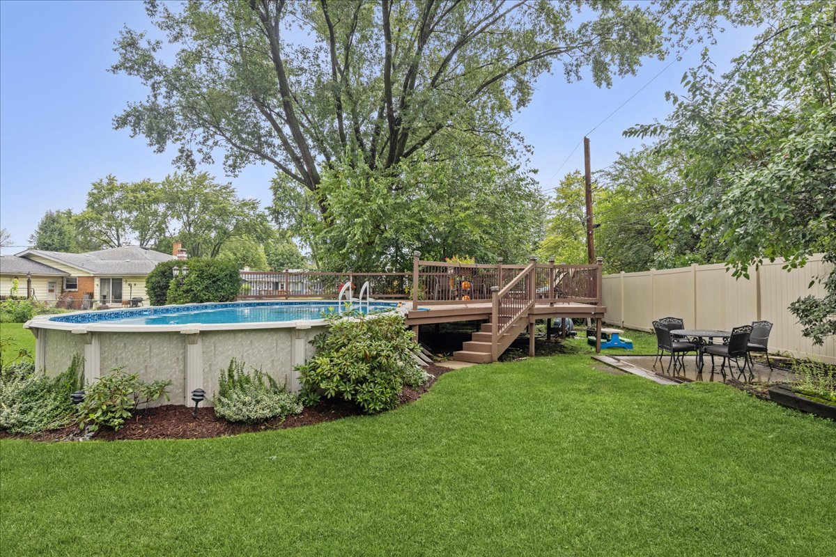 812 Cassie Drive, Joliet, IL 60435