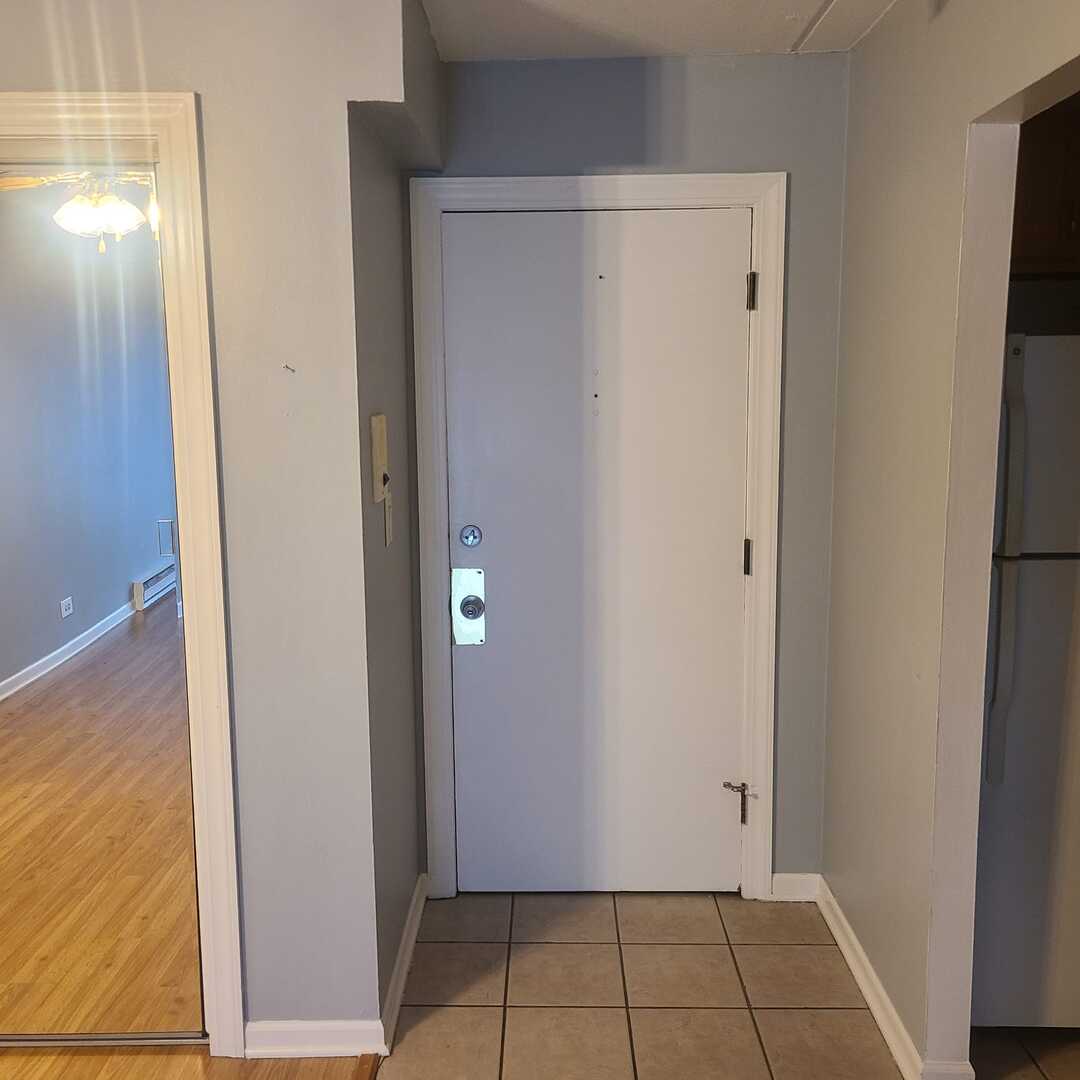 1019 N Boxwood Drive #108, Mount Prospect, IL 60056