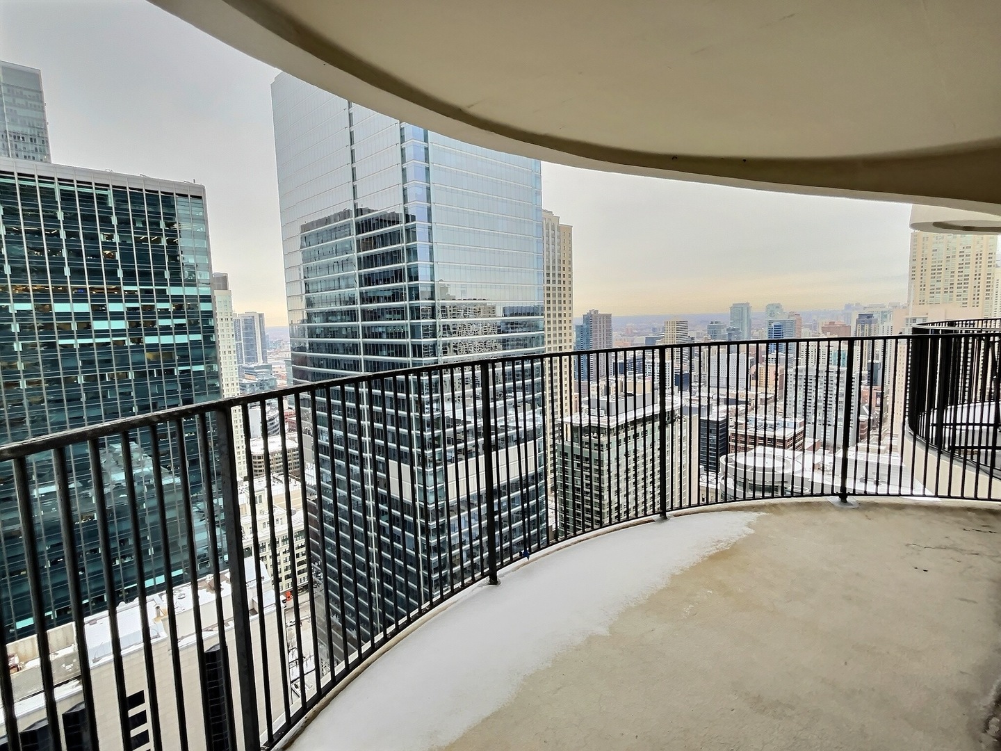 300 N State Street #4325, Chicago, IL 60654
