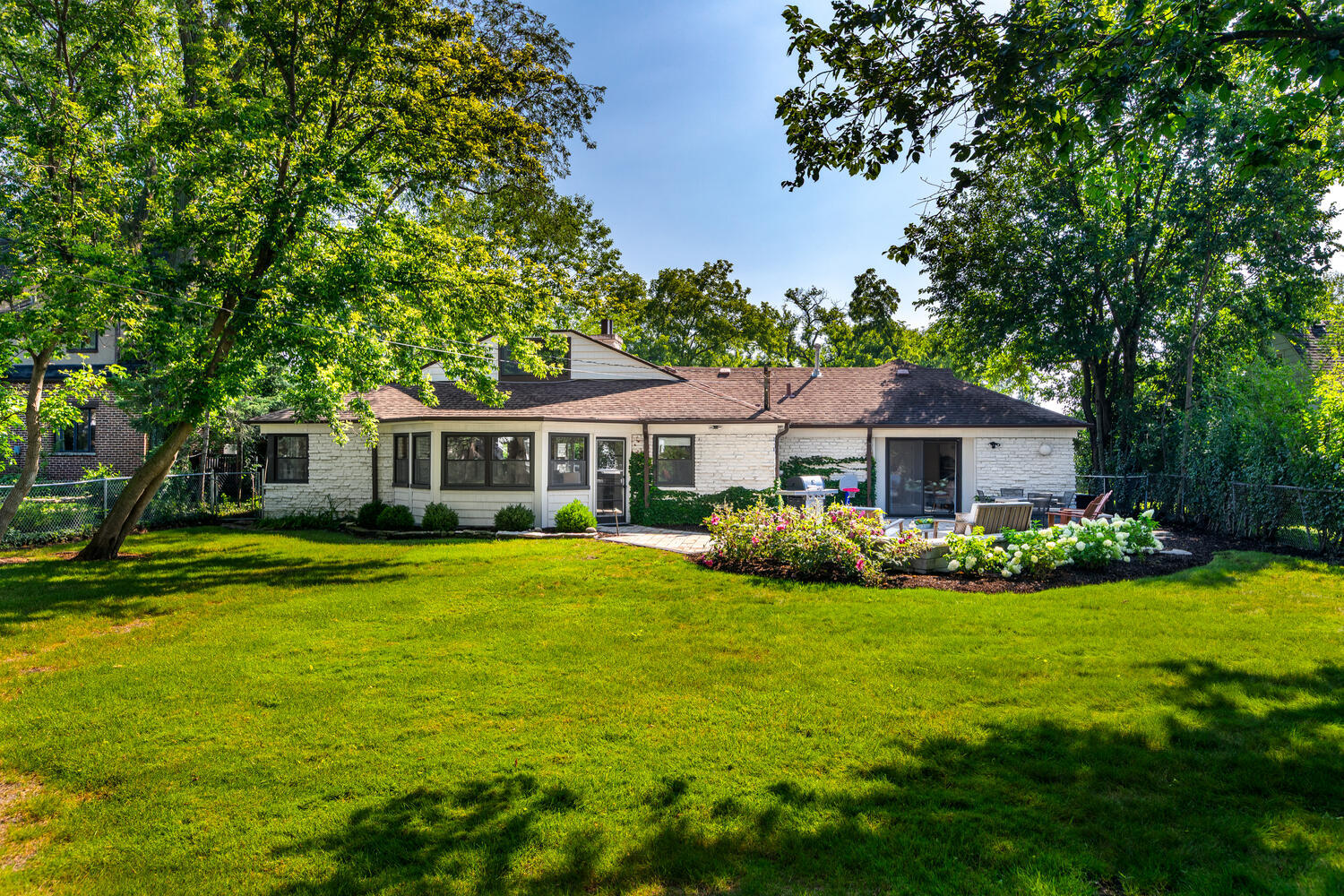 404 S York Street, Elmhurst, IL 60126