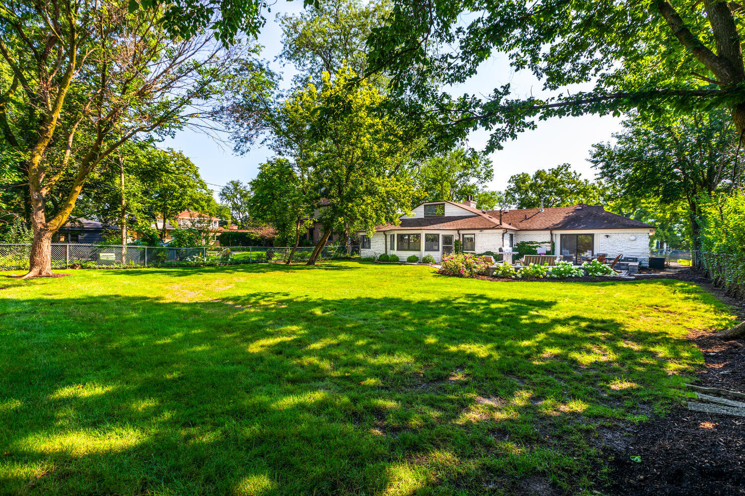 404 S York Street, Elmhurst, IL 60126