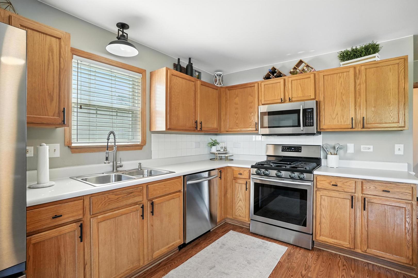 2064 Sutcliffe Drive, Romeoville, IL 60446