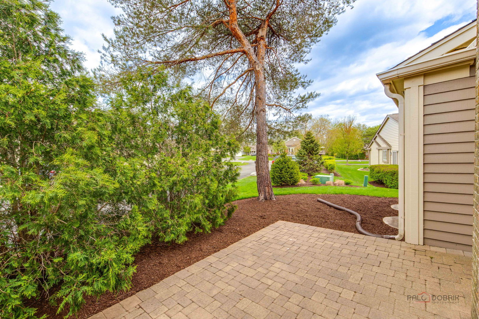 122 Kilchurn Lane, Inverness, IL 60067