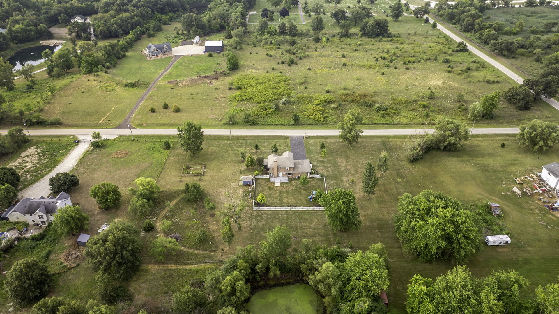 24714 W Smiley Road, Braidwood, IL 60408