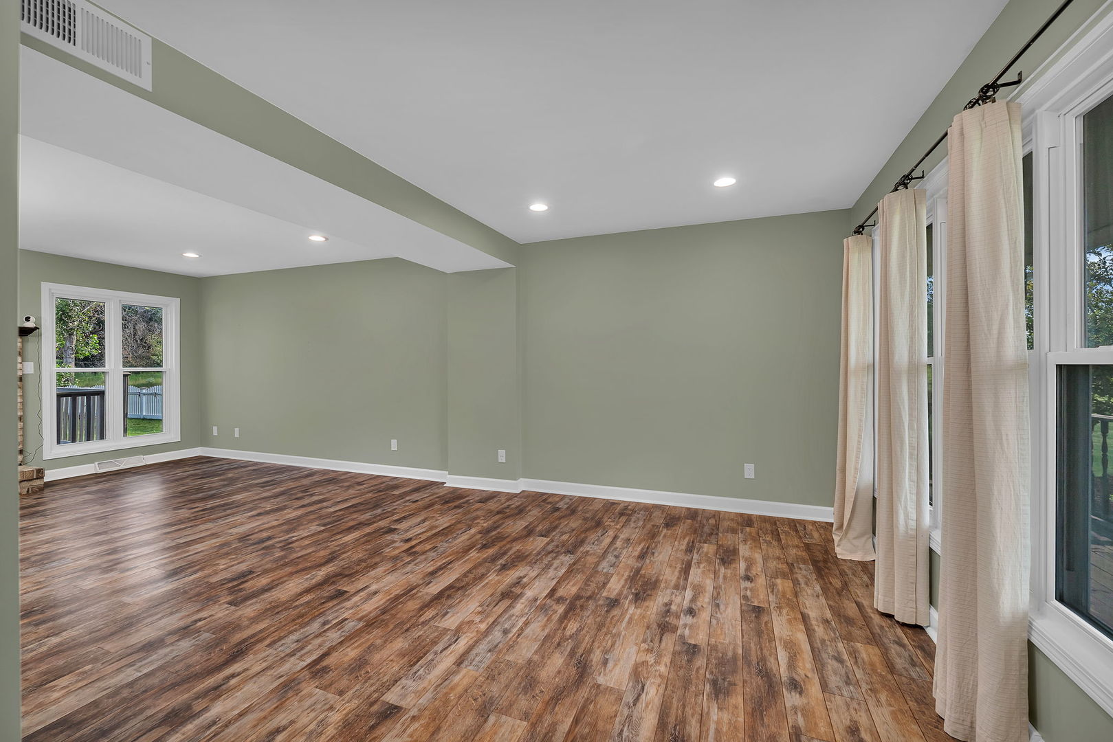 24714 W Smiley Road, Braidwood, IL 60408