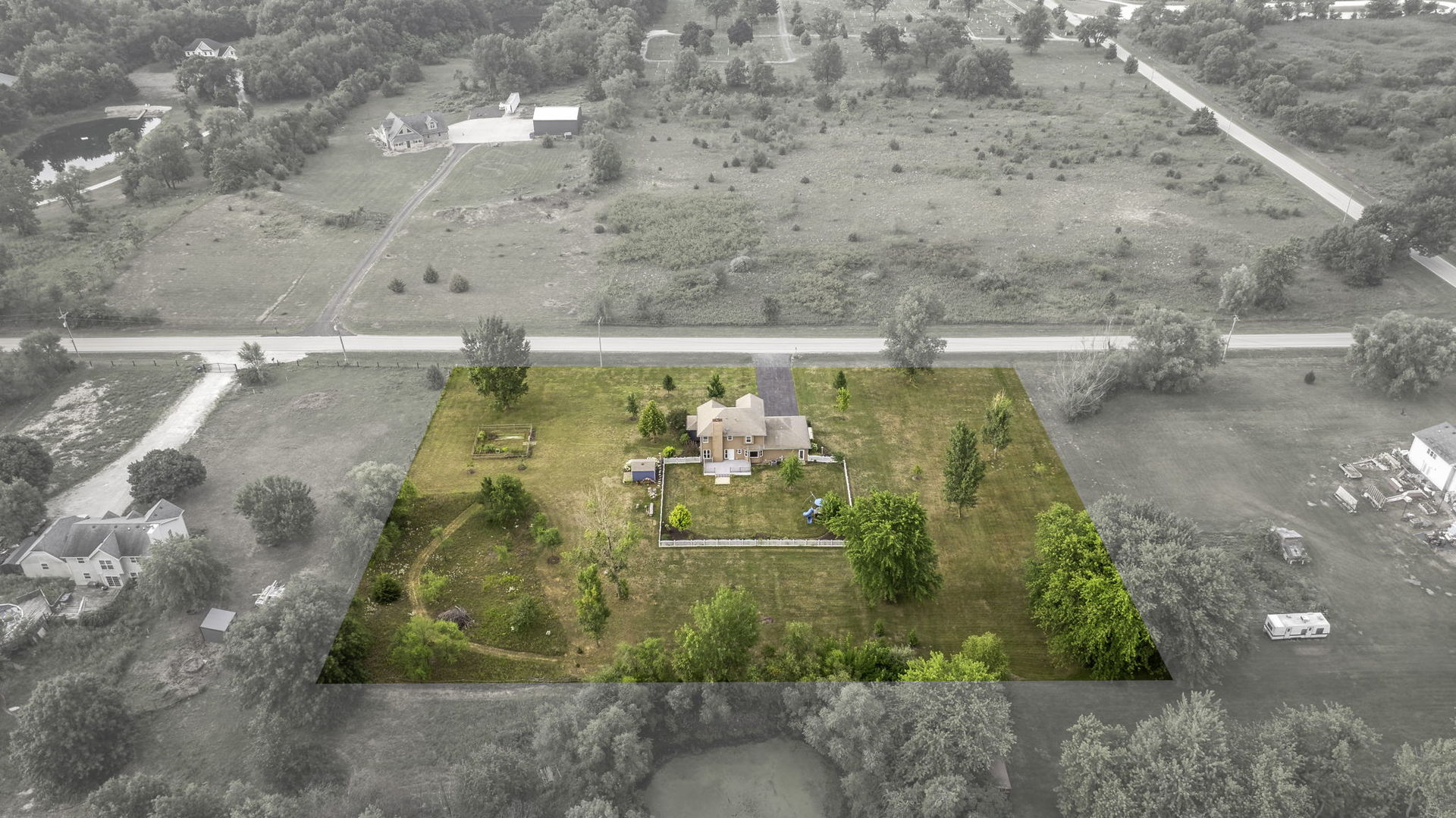 24714 W Smiley Road, Braidwood, IL 60408
