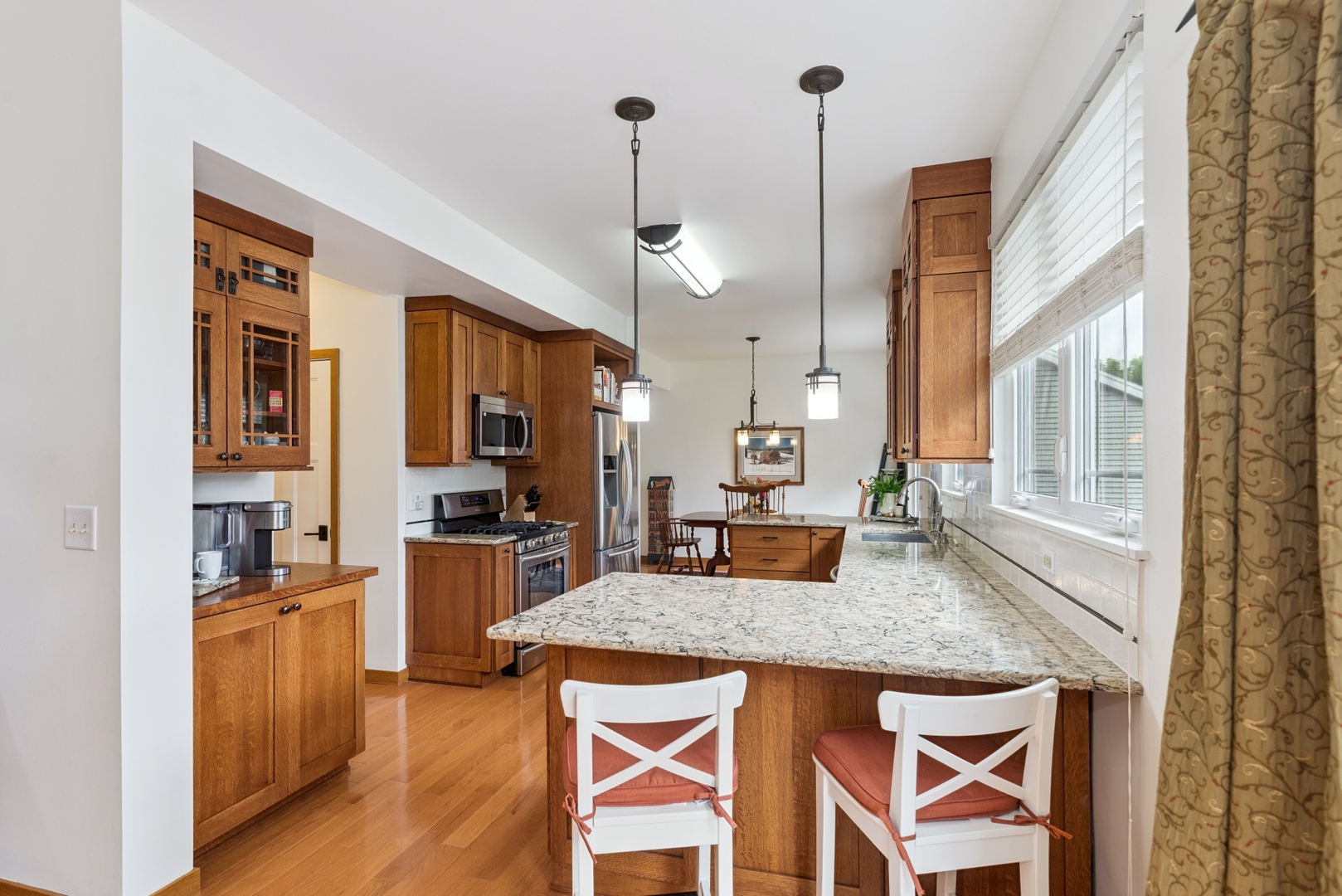 355 Buckingham Drive, Grayslake, IL 60030