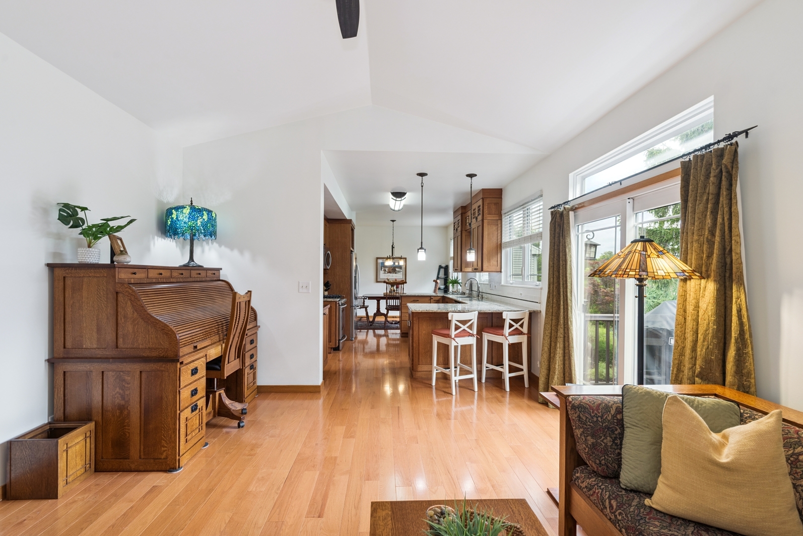 355 Buckingham Drive, Grayslake, IL 60030