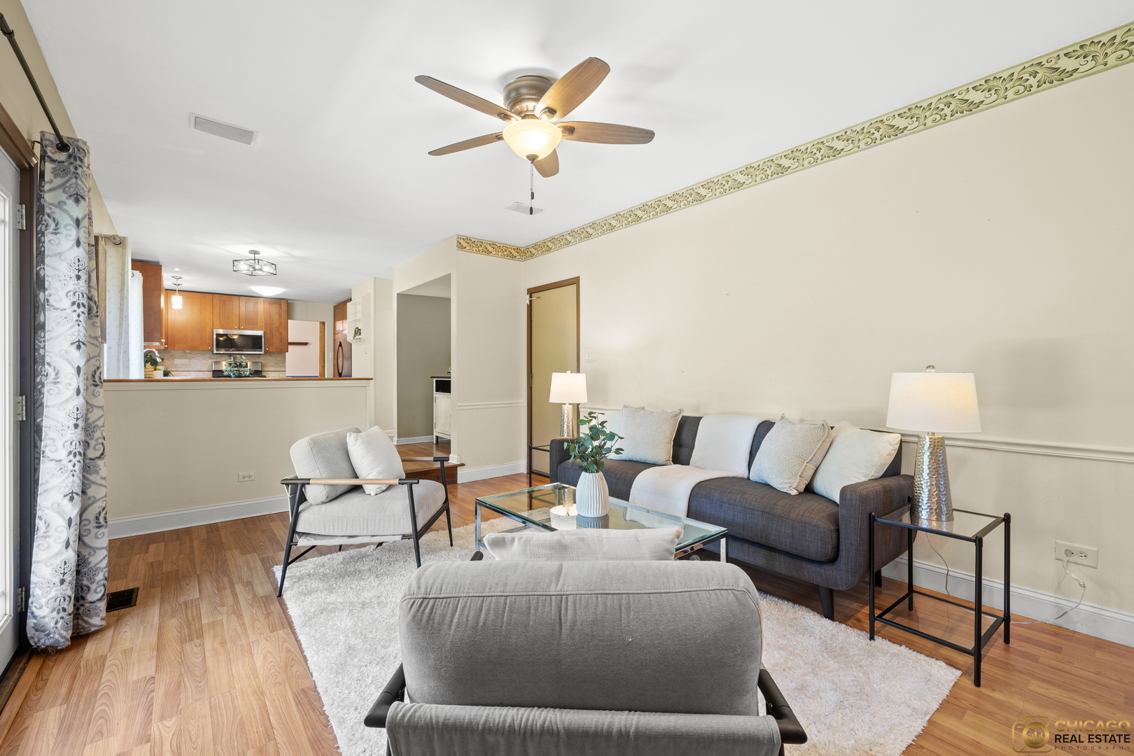 486 Hiawatha Drive, Carol Stream, IL 60188