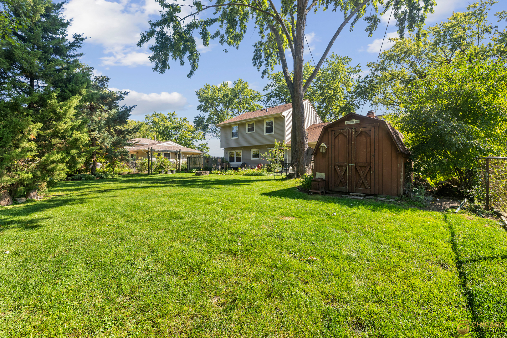 486 Hiawatha Drive, Carol Stream, IL 60188