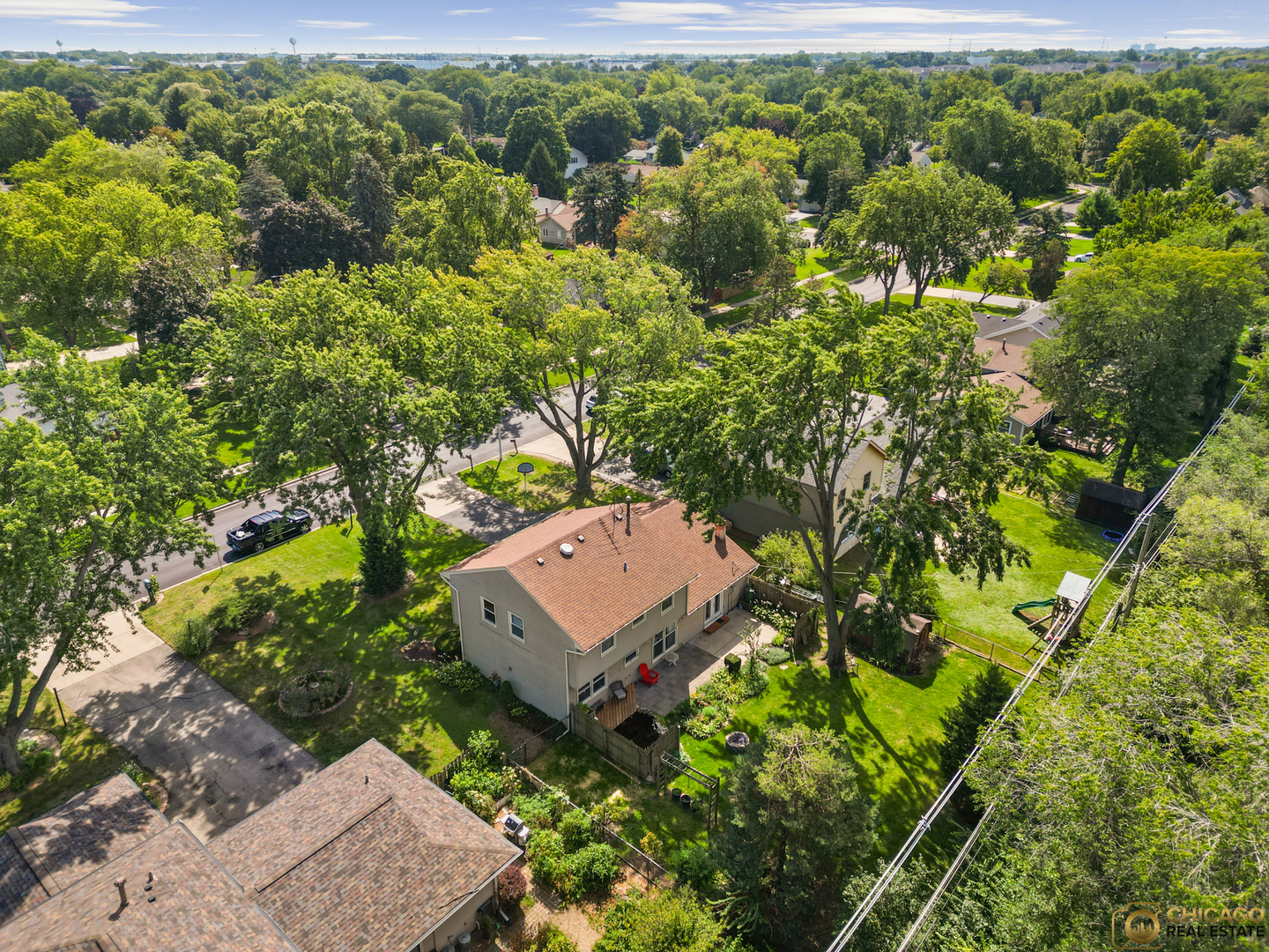486 Hiawatha Drive, Carol Stream, IL 60188
