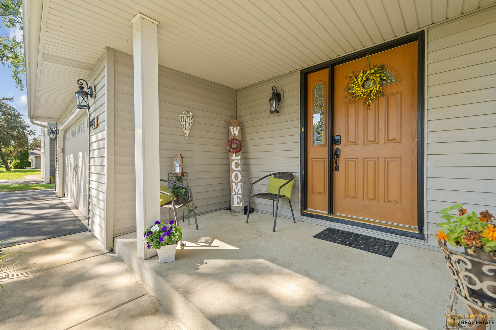 486 Hiawatha Drive, Carol Stream, IL 60188