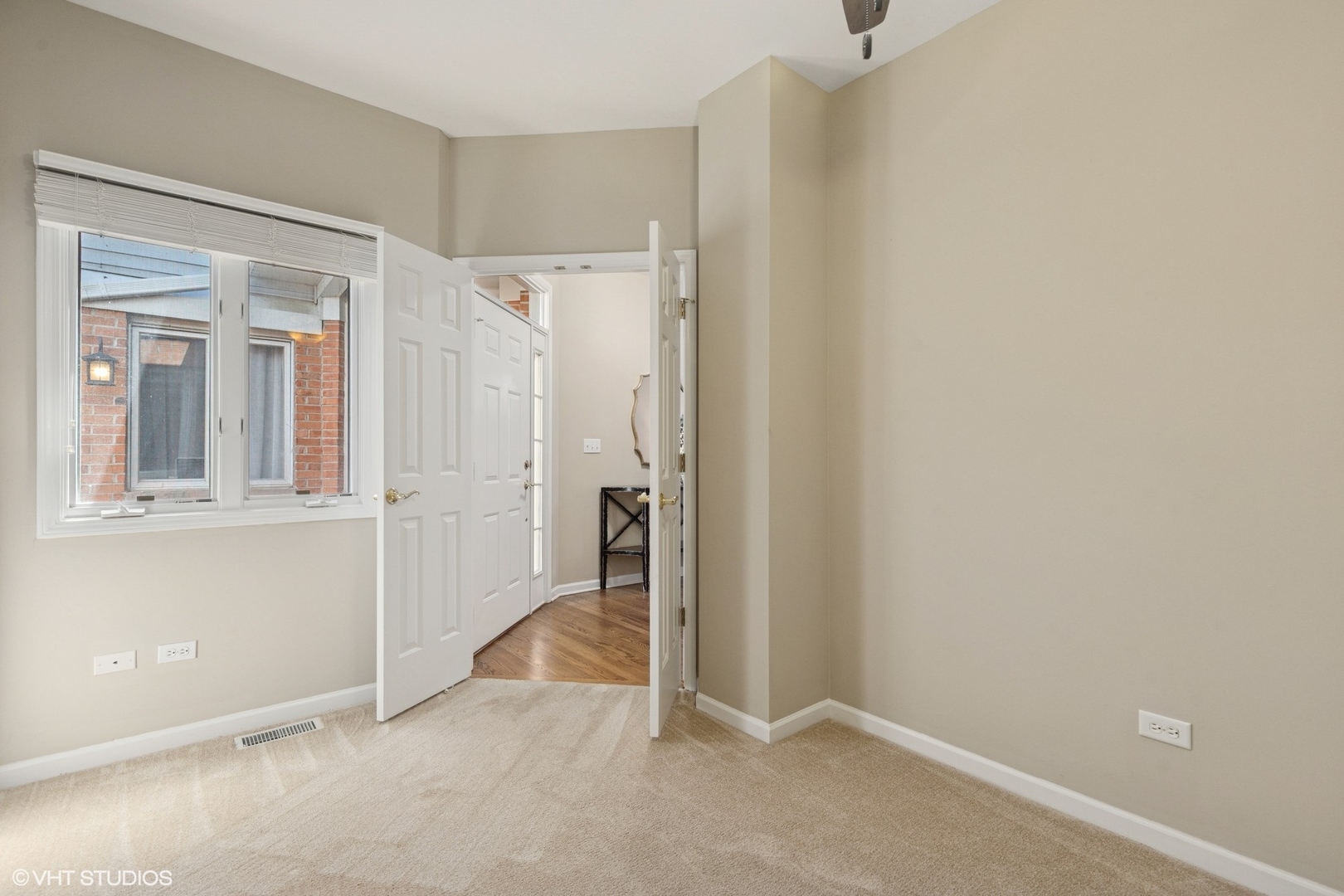 282 Charlotte Court, Cary, IL 60013