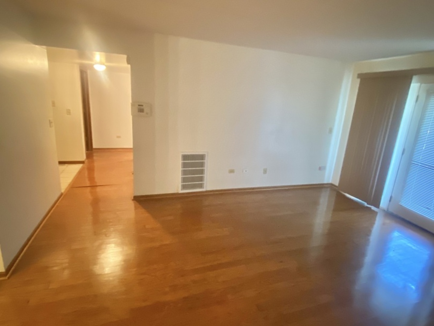 4244 W 77th Street #102, Chicago, IL 60652